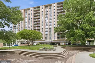 4600 S Four Mile Run Dr, Arlington, VA 22204 - Photo 1