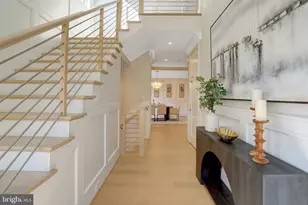 2006 N Stafford St, Arlington, VA 22207 - Photo 3