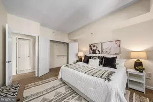 1211 S Eads St, Arlington, VA 22202 - Photo 17