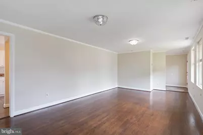 2311 N Dinwiddie Street, Arlington, VA 22207 - Photo 9