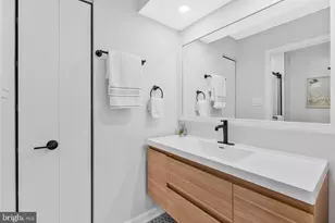 2560 Arlington Mill Dr, Arlington, VA 22206 - Photo 21
