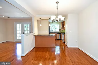 4061 S Four Mile Run Drive #304, Arlington, VA 22204 - Photo 3