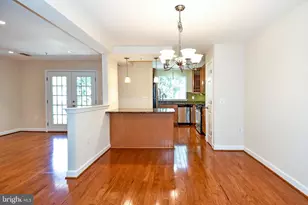 4061 S Four Mile Run Dr, Arlington, VA 22204 - Photo 3