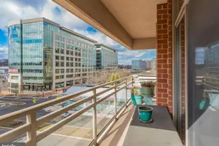 3650 S Glebe Rd, Arlington, VA 22202 - Photo 15