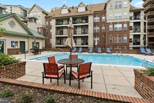 2310 14th St N, Arlington, VA 22201 - Photo 25