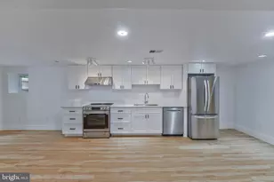 4912-A Old Dominion Dr, Arlington, VA 22207 - Photo 5