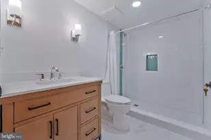 4912-A Old Dominion Dr, Arlington, VA 22207 - Photo 15