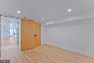 4912-A Old Dominion Dr, Arlington, VA 22207 - Photo 9