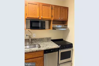 1735 Rhodes Street N #239, Arlington, VA 22201 - Photo 11
