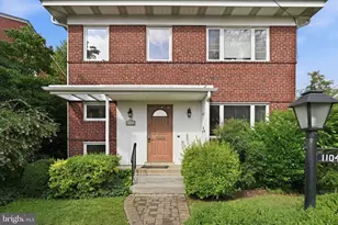 1104 S Cleveland St, Arlington, VA 22204 - Photo 1