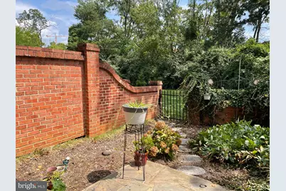 1822 21st Street N, Arlington, VA 22209 - Photo 43