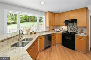 2425 N Taylor St, Arlington, VA 22207 - Photo 7