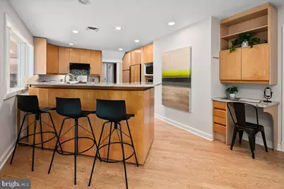 2425 N Taylor Street, Arlington, VA 22207 - Photo 9