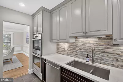 1303 N Lynnbrook Drive N, Arlington, VA 22201 - Photo 11