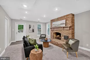 1303 N Lynnbrook Dr N, Arlington, VA 22201 - Photo 23