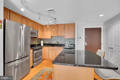 [Address not provided], Arlington, VA 22201 - Photo 9