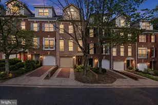 2139 N Pierce Ct, Arlington, VA 22209 - Photo 1
