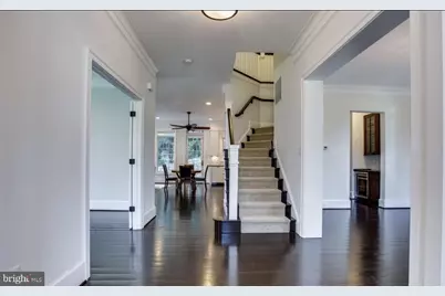 2324 N Quebec Street, Arlington, VA 22207 - Photo 3
