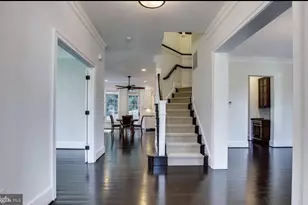 2324 N Quebec St, Arlington, VA 22207 - Photo 3