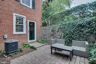 2802 S Abingdon Street S, Arlington, VA 22206 - Photo 17