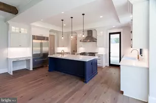 3528 14th St N, Arlington, VA 22201 - Photo 7