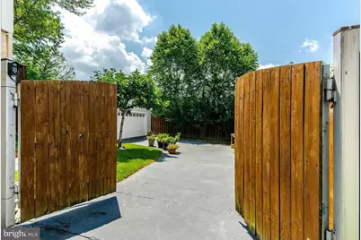 6030 22nd Street N, Arlington, VA 22205 - Photo 35