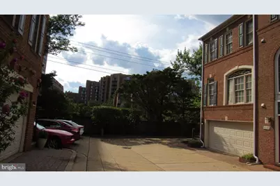 1128 N Vernon Street N, Arlington, VA 22201 - Photo 3