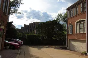 1128 N Vernon Street N, Arlington, VA 22201 - Photo 3