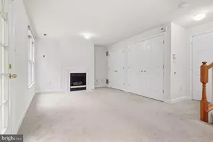 1128 N Vernon Street N, Arlington, VA 22201 - Photo 27