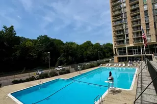 4600 S Four Mile Run, Arlington, VA 22204 - Photo 11