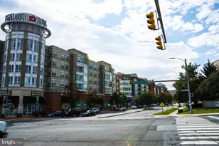 1300 Army Navy Dr, Arlington, VA 22202 - Photo 21