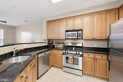 801 S Greenbrier Street #202, Arlington, VA 22204 - Photo 19
