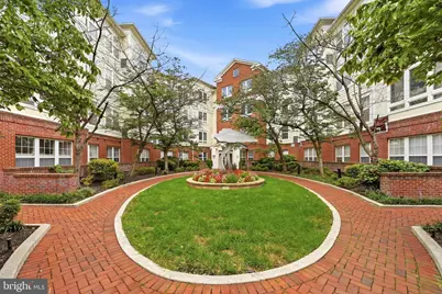 801 S Greenbrier Street #202, Arlington, VA 22204 - Photo 3