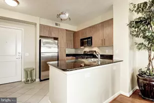 1021 N Garfield St, Arlington, VA 22201 - Photo 7