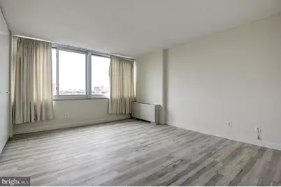 1301 S Arlington Ridge Road #811, Arlington, VA 22202 - Photo 17