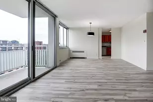 1301 S Arlington Ridge Rd, Arlington, VA 22202 - Photo 5