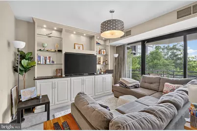 1530 Key Boulevard #529, Arlington, VA 22209 - Photo 9