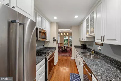 2467 N Wakefield Court, Arlington, VA 22207 - Photo 11