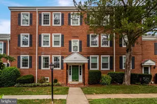 2883 S Abingdon St, Arlington, VA 22206 - Photo 1
