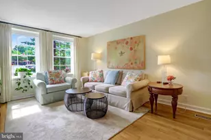 2883 S Abingdon St, Arlington, VA 22206 - Photo 5