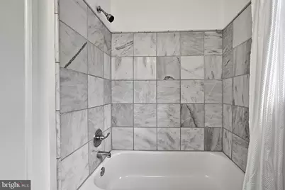 4231 35th Street S #B1, Arlington, VA 22206 - Photo 17