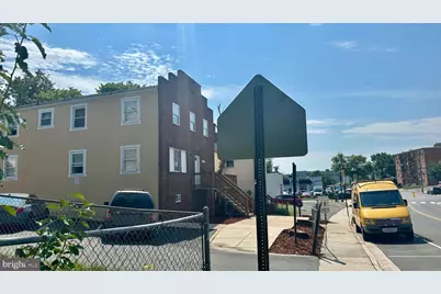 2407 S Shirlington, Arlington, VA 22206 - Photo 37
