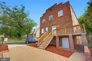 2407 S Shirlington, Arlington, VA 22206 - Photo 1