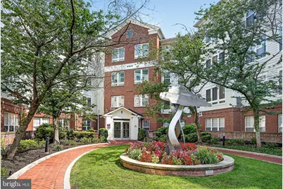 801 S Greenbrier Street #404, Arlington, VA 22204 - Photo 1