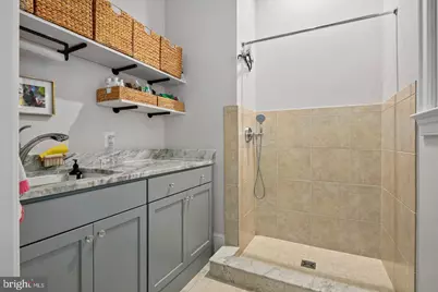 2816 1st Road N, Arlington, VA 22201 - Photo 23
