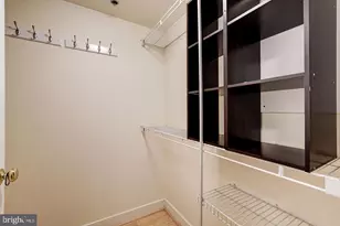 1050 N Taylor St, Arlington, VA 22201 - Photo 19