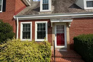 3021 S Buchanan St, Arlington, VA 22206 - Photo 1