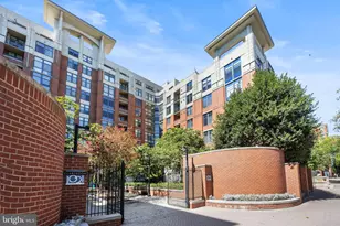 1021 N Garfield St, Arlington, VA 22201 - Photo 1