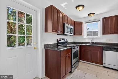 4736 Wilson Boulevard, Arlington, VA 22203 - Photo 17