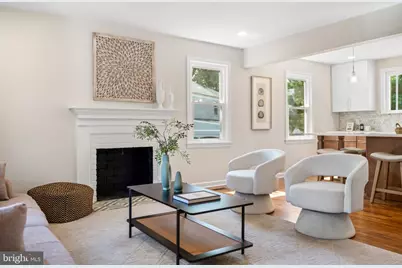 2108 S Dinwiddie Street S, Arlington, VA 22206 - Photo 5